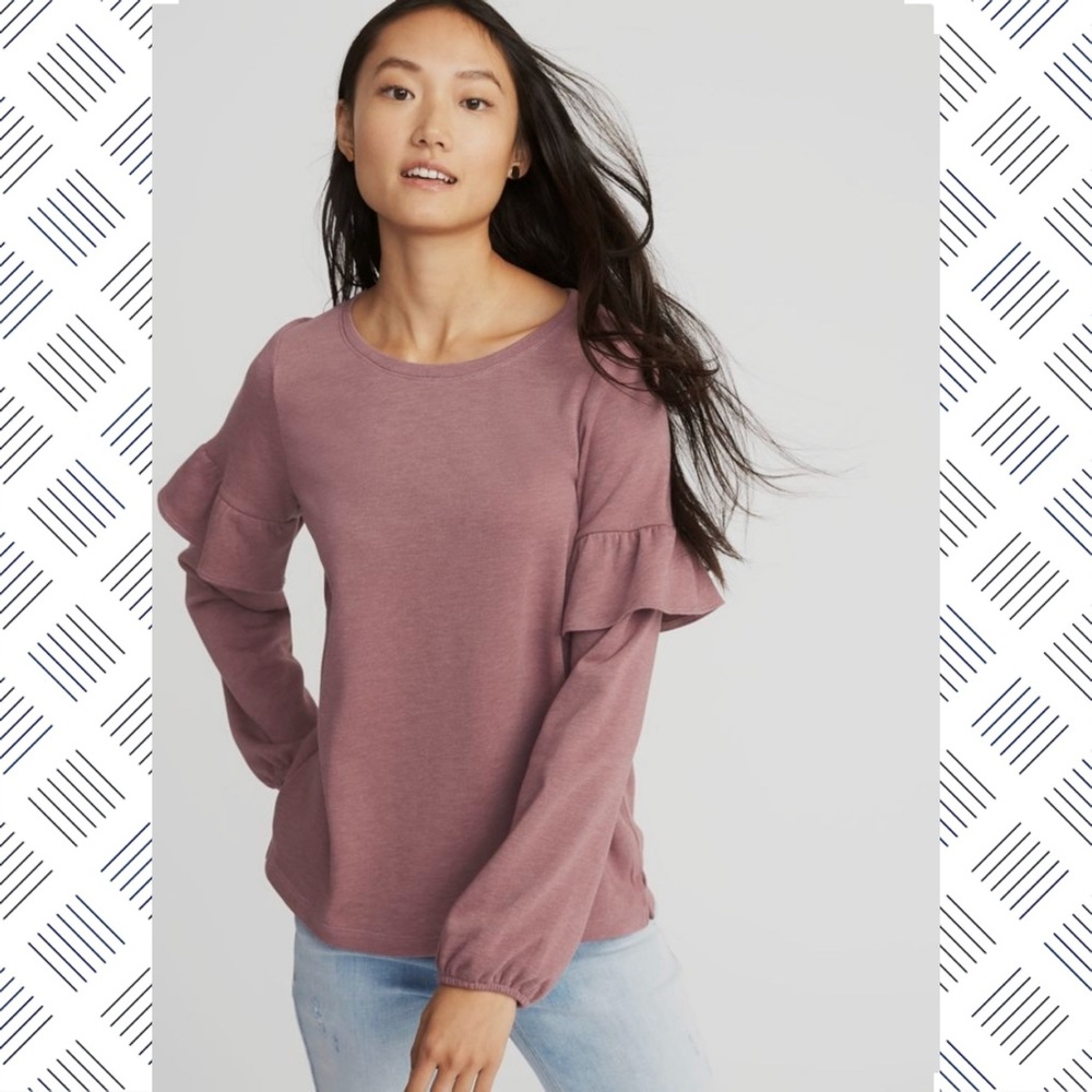 ‼️Last chance NWOT purple ruffle-sleeve sweatshirt